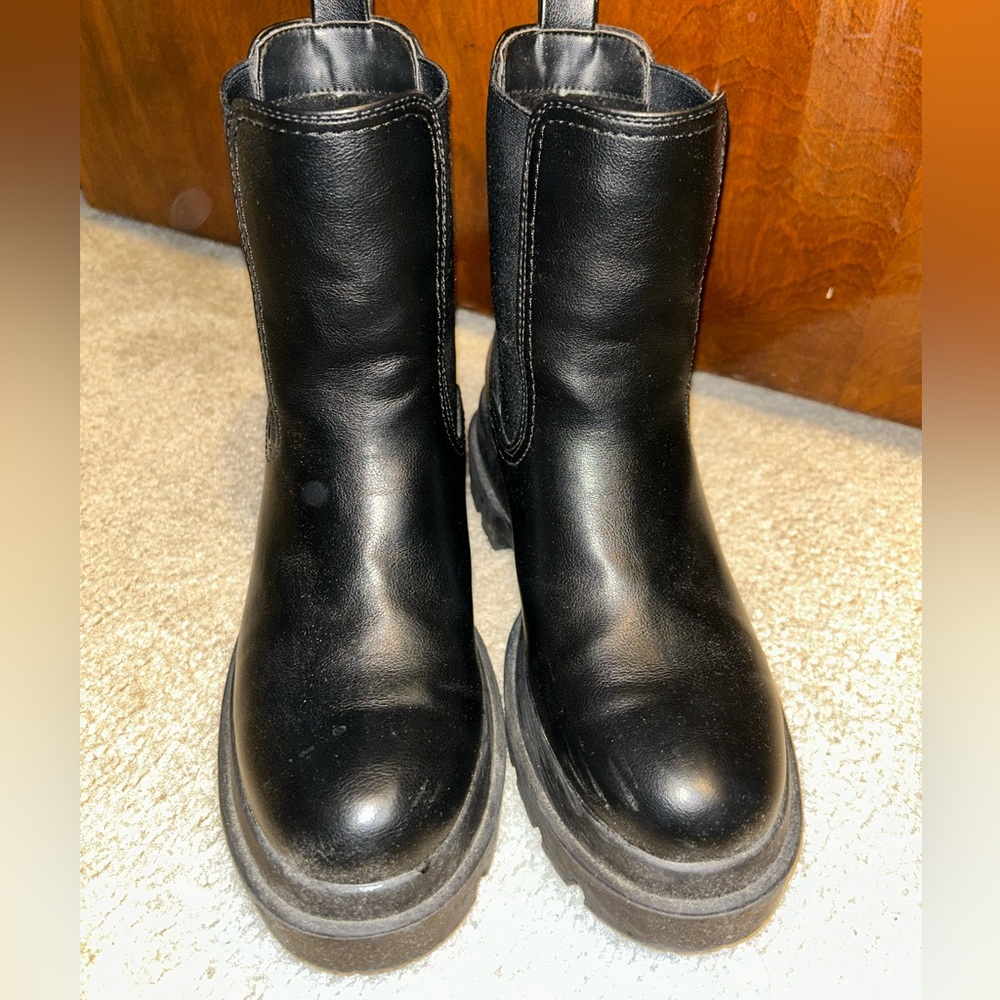 Stylish Black Boots